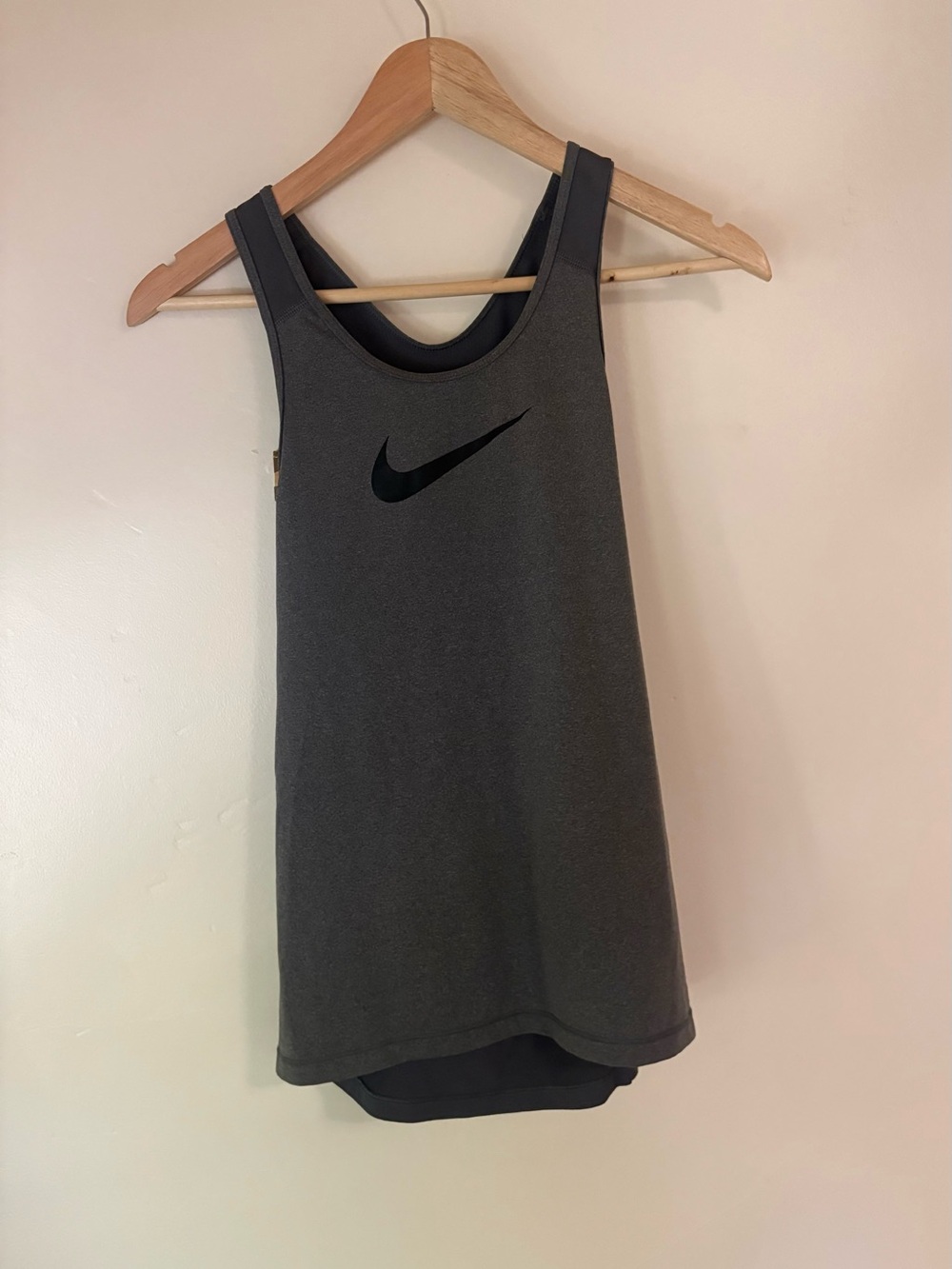 Nike Dri-Fit Women's Dark Gray Performance Athletic Tank Top Lightweight Small